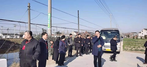 市人大視察人大干河橋梁工程項(xiàng)目